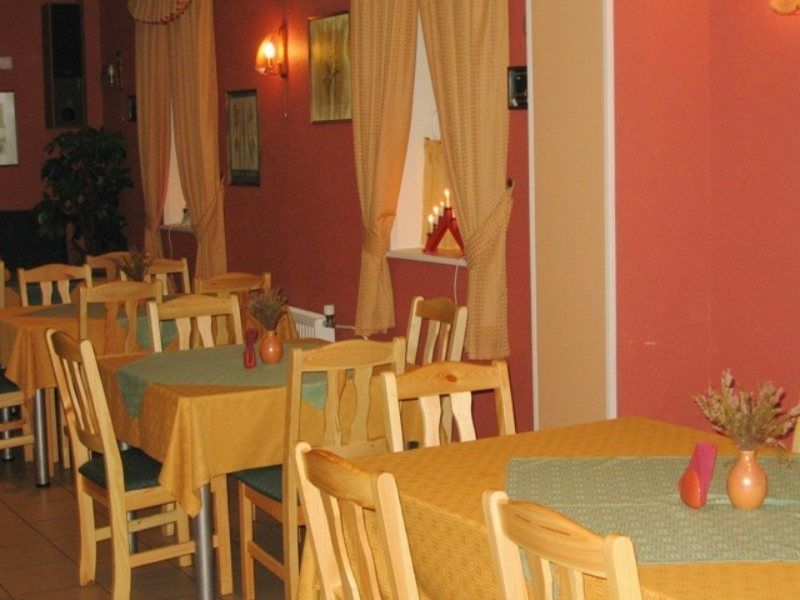 Lillekuela Hotel 2*