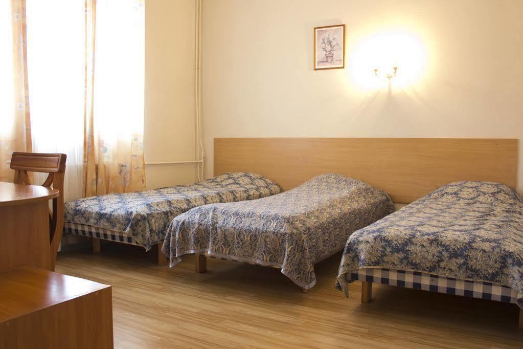 Hotel Lillekuela 2*